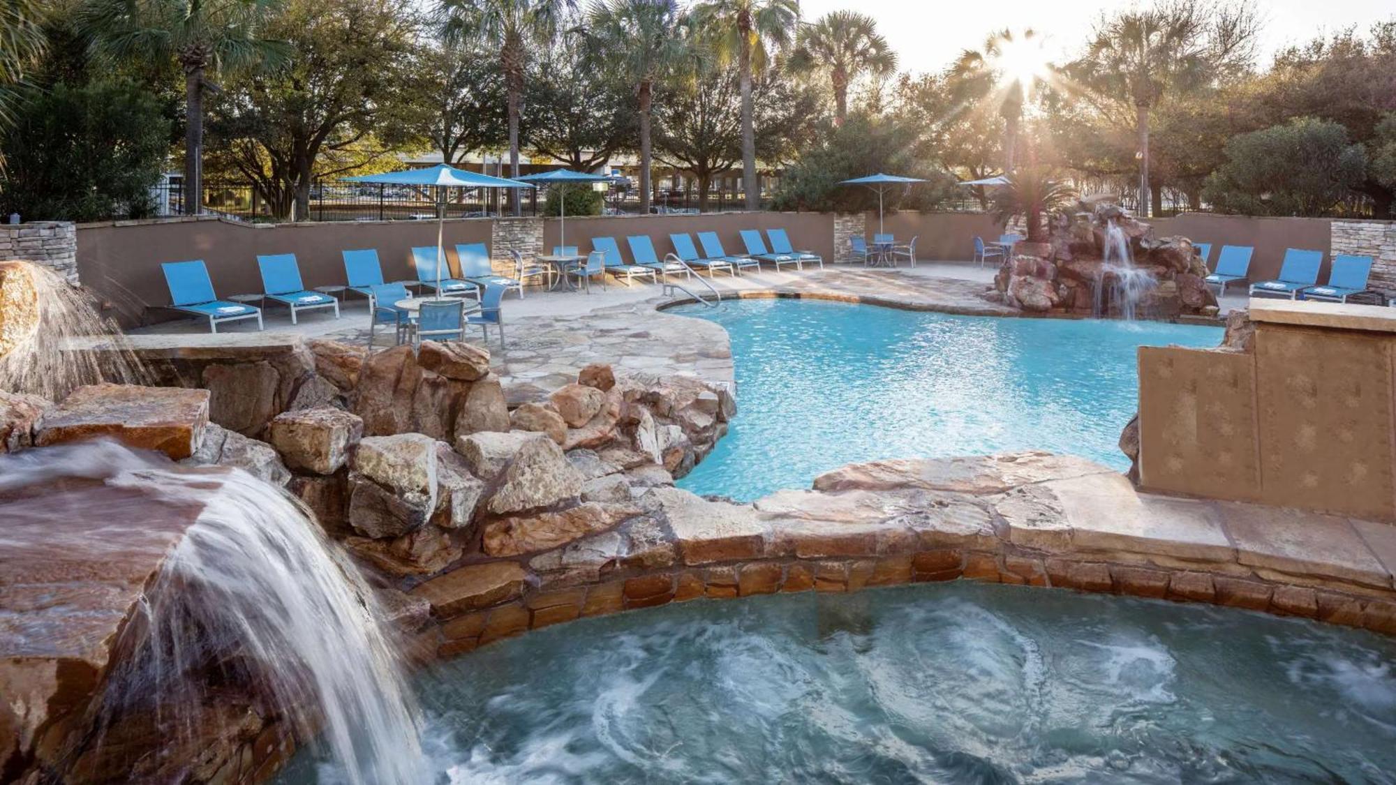 Sonesta Hotel Houston Iah Airport Exterior foto
