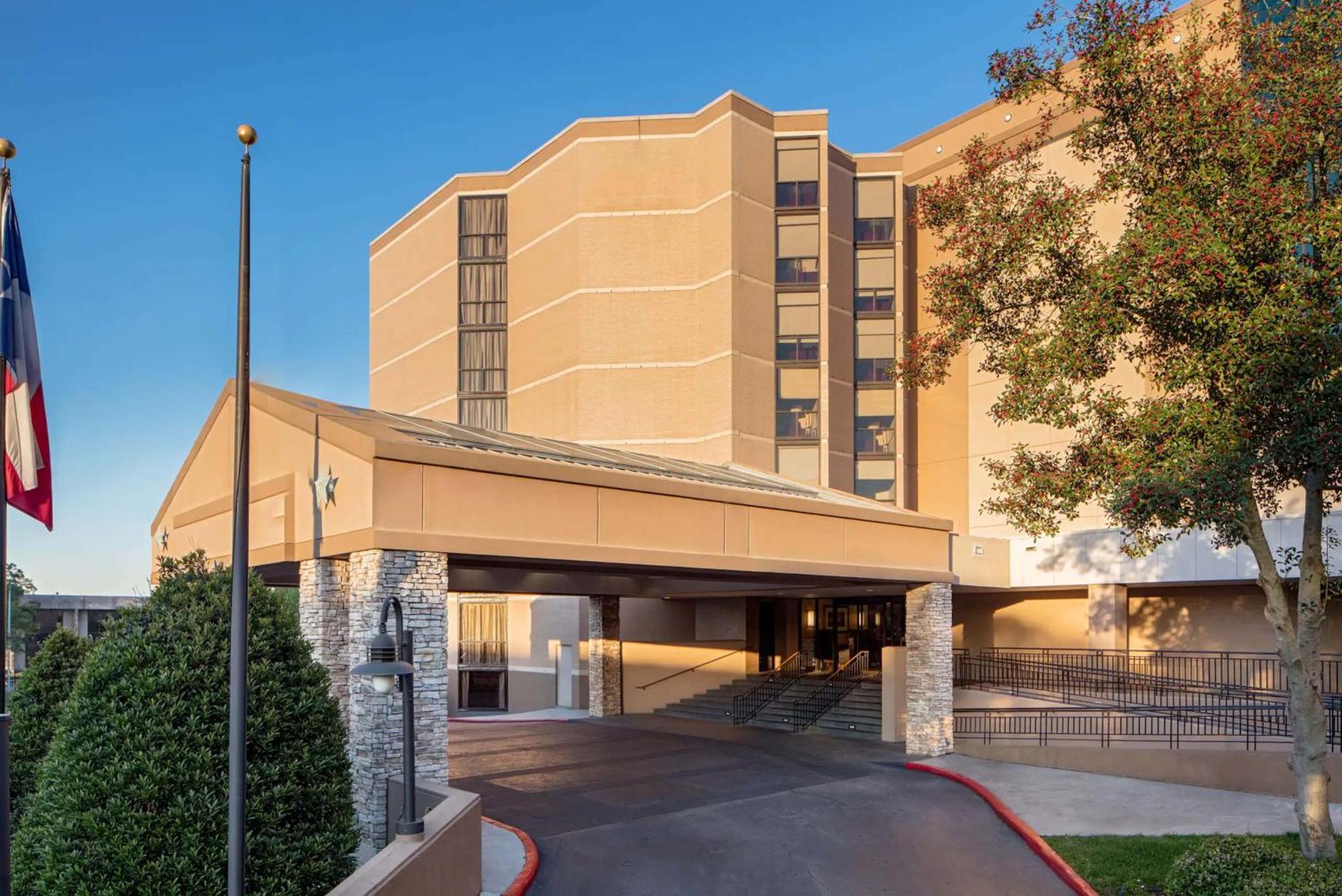 Sonesta Hotel Houston Iah Airport Exterior foto